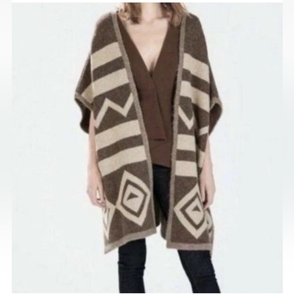 Zara Knit Open Front Southwestern Aztec Tribal Poncho Shrug Shawl